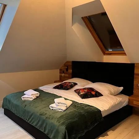Semesterbostad The Lilihill House Jezioro, Sauna, Balii, Sząbruk