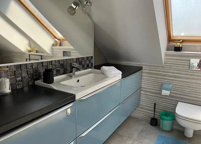 Holiday home The Lilihill House Jezioro, Sauna, Balii, Szabruk