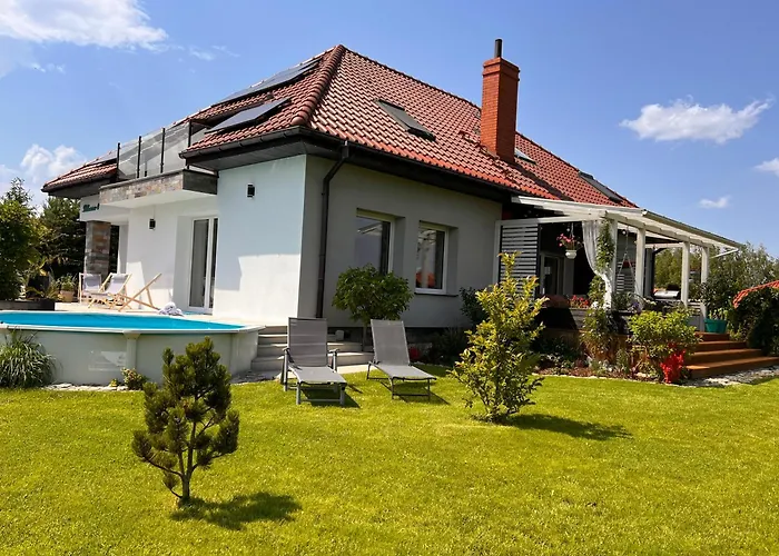 Holiday home The Lilihill House Jezioro, Sauna, Balii, Szabruk