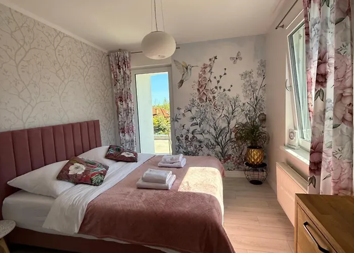 The Lilihill House Jezioro, Sauna, Balii, * Szabruk